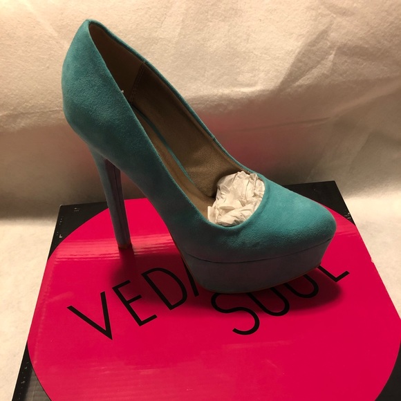 Women’s shoes - Picture 2 of 4